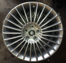 XR857331 18 Inch "Mercuri" wheel